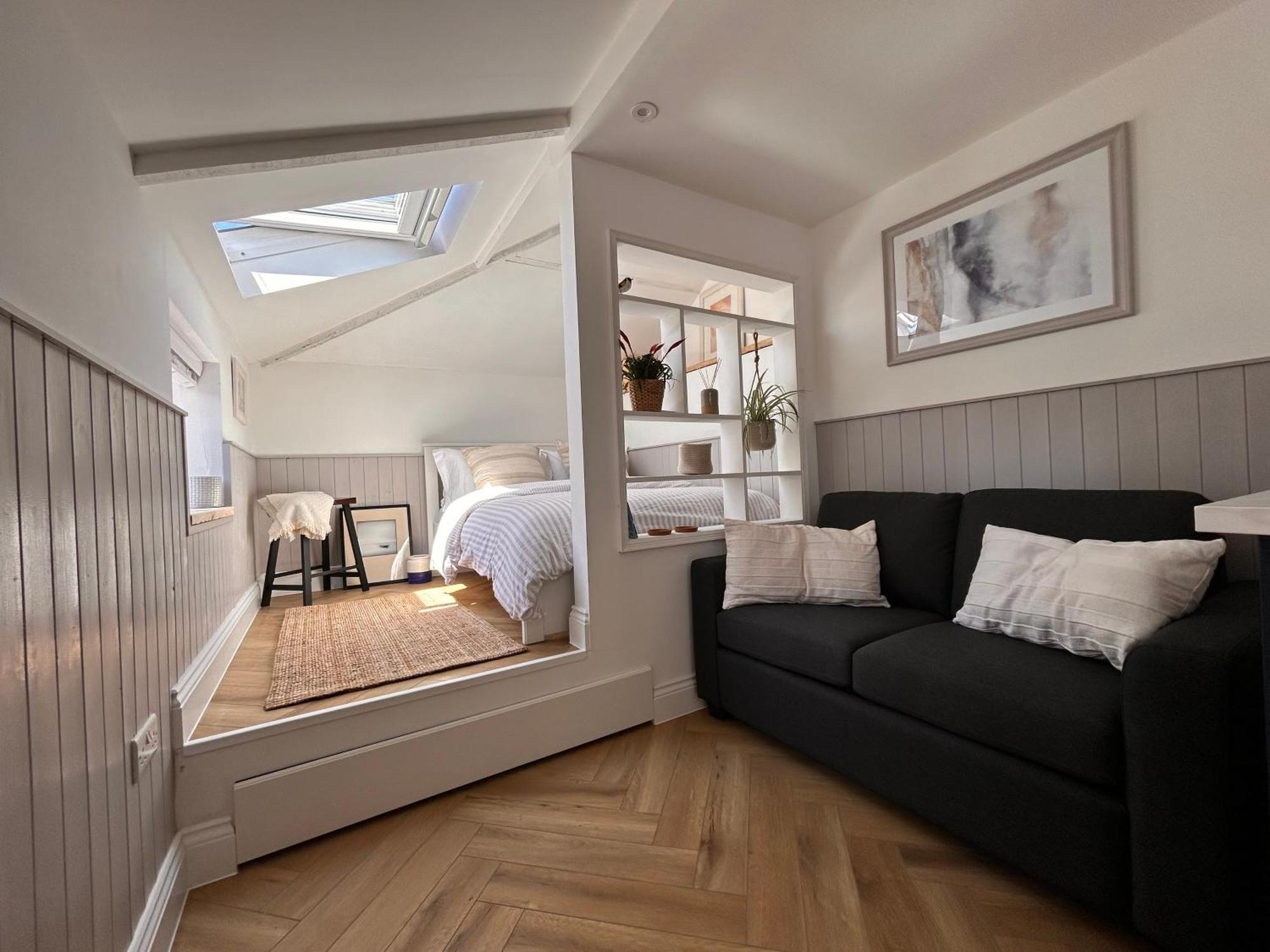 The Snug, Apartment